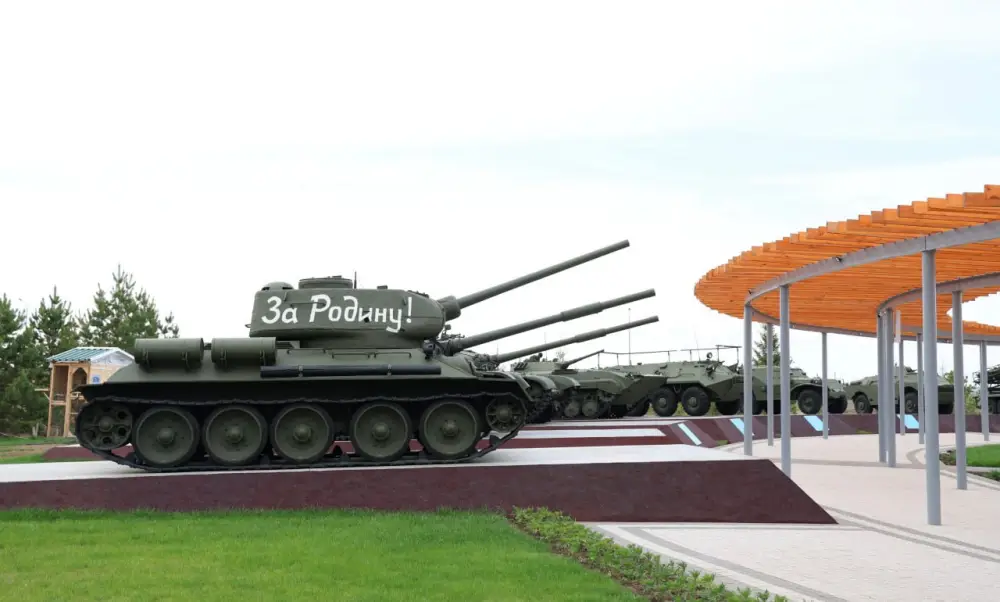 Министр обороны открыл филиал Военно-исторического музея в селе Родина (10)