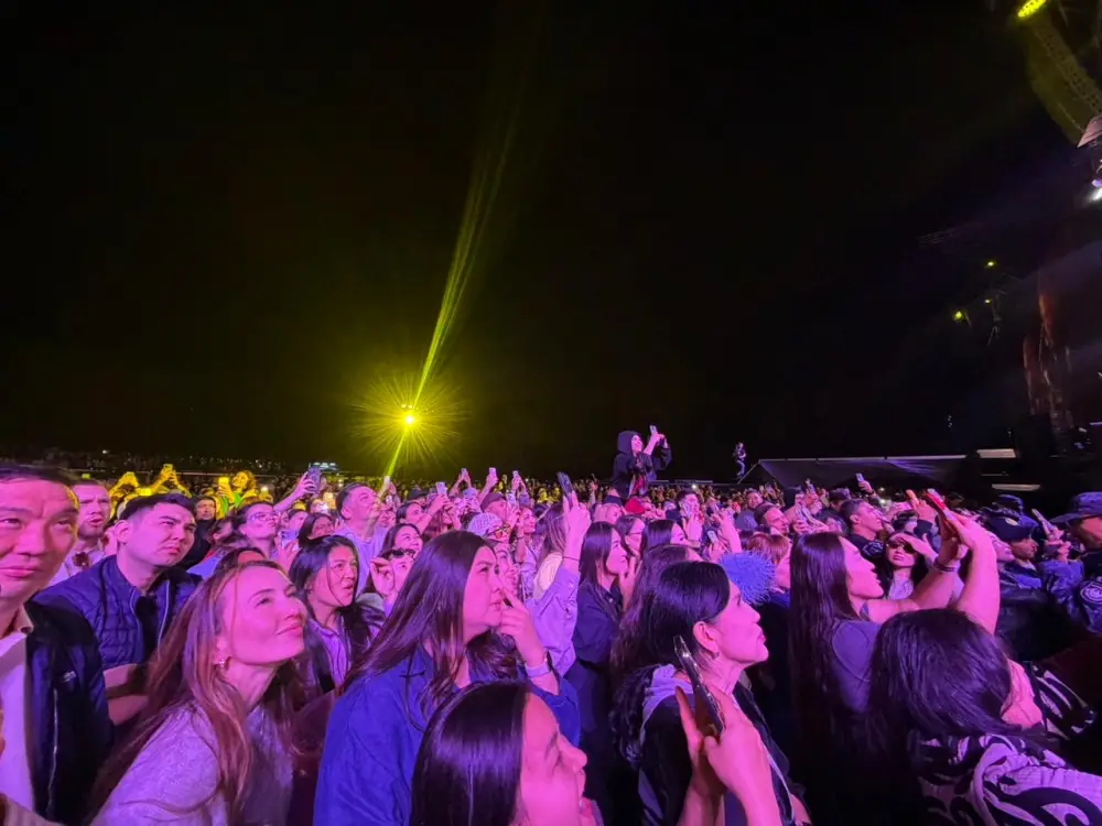 Мировые звезды на SOLANA FEST 2026 в Астане {city2}
