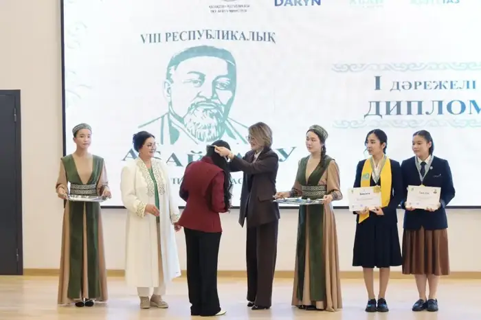 В Абай ұлттық мектебі прошла VIII республиканская олимпиада «Абайтану» (2)