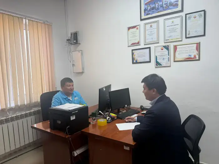 В ТУРКЕСТАНЕ ЦЕНЫ И ЗАПАСЫ ТОПЛИВА НАХОДЯТСЯ ПОД СТРОГИМ КОНТРОЛЕМ (2)