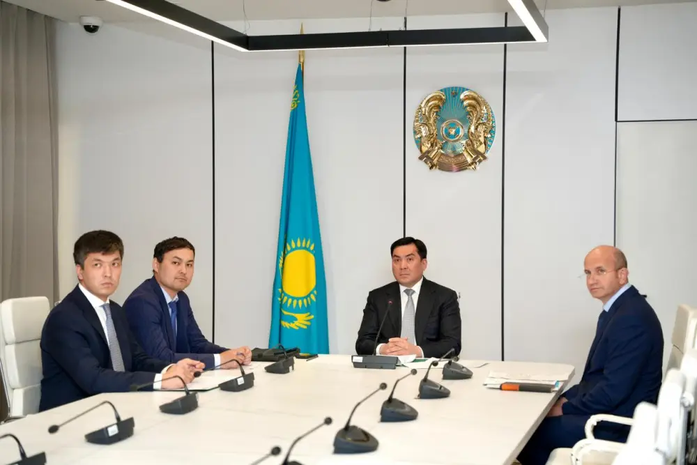 Обсуждение проблем электроснабжения и газификации на приеме граждан у министра энергетики {city2}
