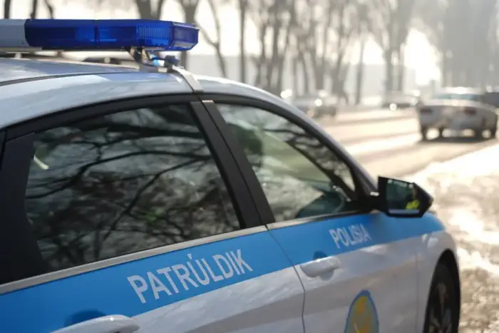 Нарушения ПДД автокортежа в Жамбылской области {city2}
