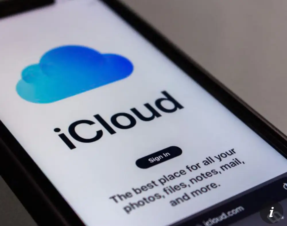 Опасные схемы мошенников: как фальшивые уведомления о iCloud угрожают безопасности владельцев iPhone {city2}