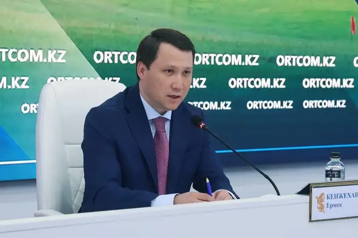 Эффективные меры борьбы с саранчовыми вредителями в Казахстане: охват 378 тыс. гектаров в 2026 году {city2}
