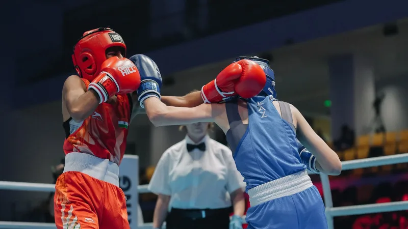 Нургуль Сахи из Казахстана завоевала золото на чемпионате Азии по боксу, разгромив соперницу из Узбекистана {city2}