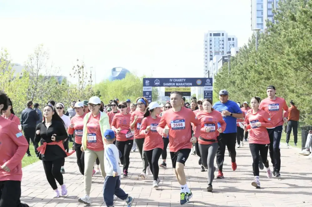 Charity Samruk Marathon: тысячи людей приняли участие в масштабном благотворительном мероприятии в Астане (4)