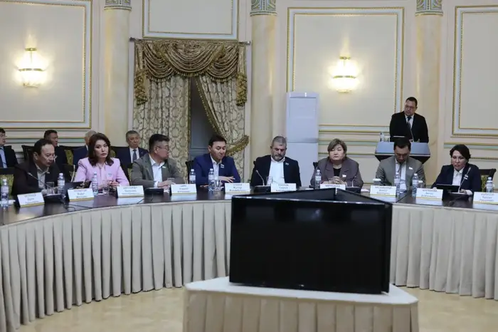 В Алматы принят законопроект о социальной поддержке реабилитированных участников исторических событий 1986 года {city2}