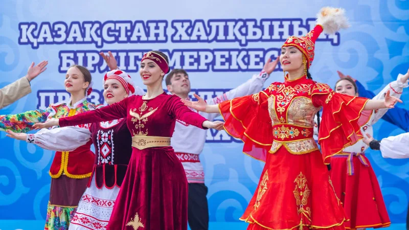 Международные празднования Дня единства народа Казахстана: лучшие события в Астане и Алматы 1 мая {city2}