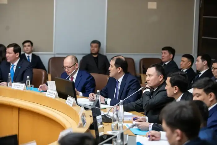 Сотрудничество Казахстана и России в Оренбурге: перспективы для транзита и логистики {city2}