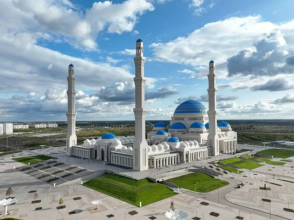 Астана готовится к Курбан Айту 2026 {city2}