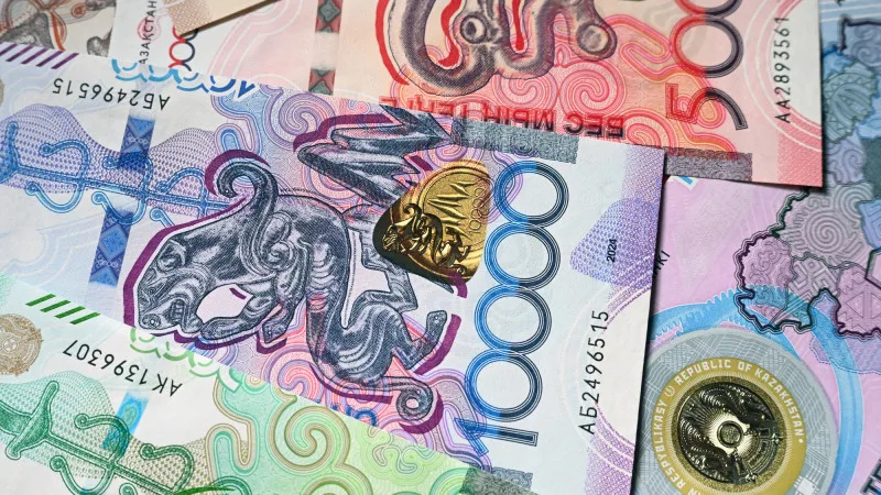 Рост тарифов и выплаты к празднику: как ЧП в Усть-Каменогорске повлияет на экономическую ситуацию в Казахстане {city2}