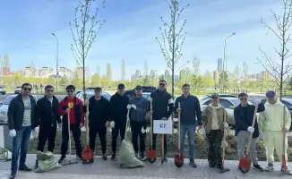 Сотрудники Комитета геологии активно участвовали в субботнике по благоустройству города