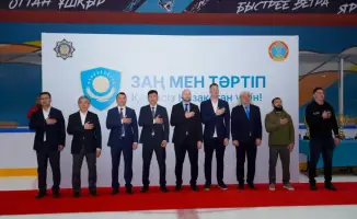 Ледяные битвы юных рыцарей: хоккейный турнир в Астане