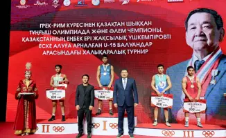 Международный турнир по борьбе в Семее завершился