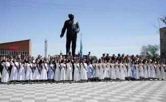 В Абайской области более 100 тысяч школьников завершили учебный год с уровнем знаний 66,4%