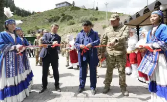 Универсальный спасательный пункт открыт на озере Нижний Кольсай
