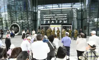 Театрализованный концерт в честь Дня Победы на площади города