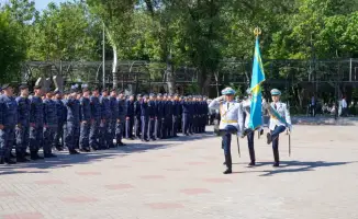 Туркестан: Празднование Дня защитника Отечества и Дня Победы как шаг к укреплению национальной идентичности и общественного порядка
