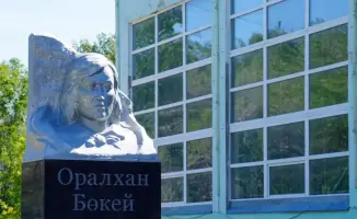 В Восточно-Казахстанской области прозвенел «последний звонок» для более 5 тысяч выпускников