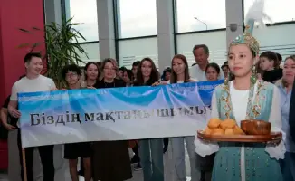 80-летний марафонец из Астаны преодолел дистанцию в Кейптауне, словно ветеран времени