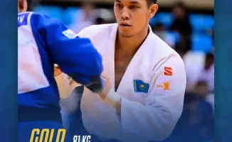 Жалгас Кайролла завоевал первую золотую медаль на турнире Qazaqstan Barysy Grand Slam в Астане