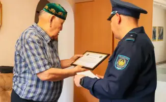 Поздравление ветеранов МВД ВКО с Днём Победы и награждение благодарственными письмами