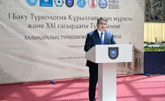 Ученые КазНУ обсуждают будущее тюркологии на международном симпозиуме к столетию Бакинского съезда