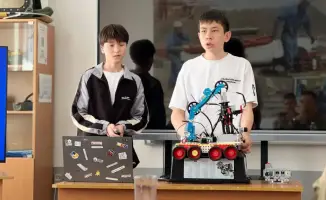 Создание роботов школьниками Карагандинской области: новый шаг к безопасности в зонах химической опасности
