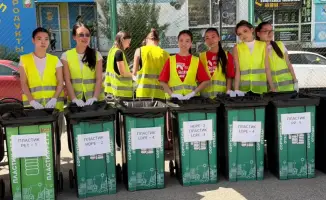 Жители Алматы и Алматинской области приняли участие в экоакции по сбору более 200 кг вторсырья и опасных отходов