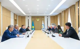Встреча акима области с директором Института геномики Аризоны о развитии аграрной геномики