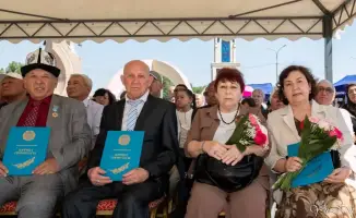 Празднование Дня единства в Таразе