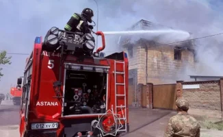 Massive Fire Erupts in Astana: Two-Story Building Engulfed in Flames