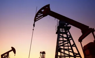Сокращение мировых запасов нефти: как перебои в поставках влияют на социальные и экономические условия населения