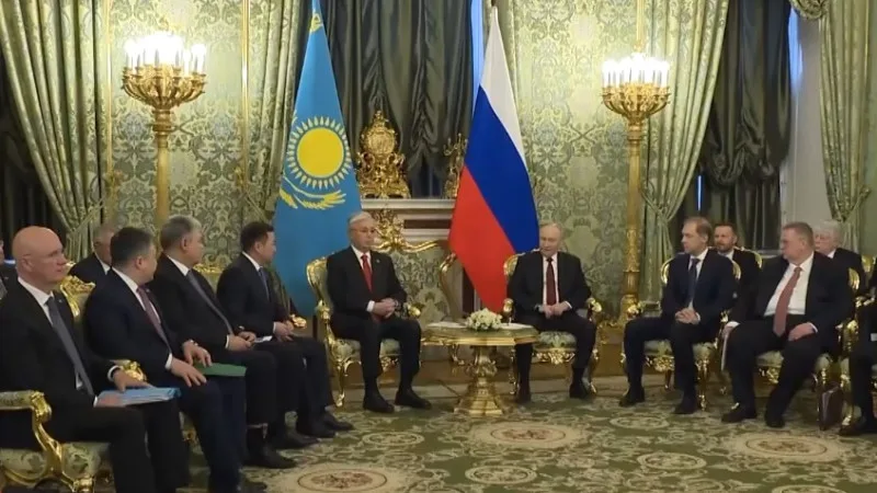28 мая в Астане пройдет встреча президентов Казахстана и России: Токаев и Путин обсудят ключевые вопросы сотрудничества в рамках ЕАЭС {city2}