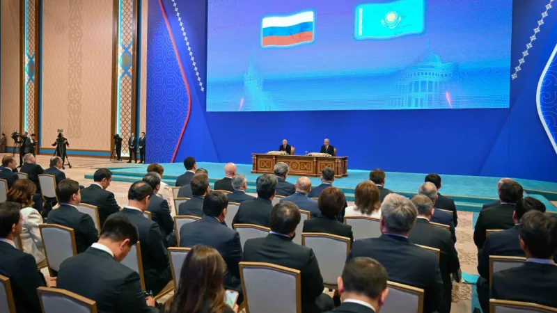 Токаев и Путин обсудили ключевые вопросы сотрудничества на брифинге в Астане {city2}