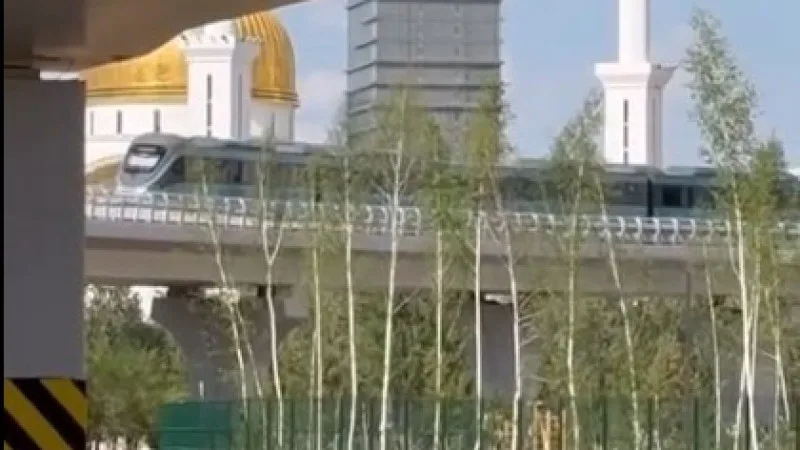 Аварийные остановки LRT в Астане: последствия для пассажиров и общественного транспорта {city2}