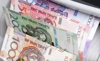 55 миллиардов тенге: Казахстанцы рвутся за жильём из ЕНПФ