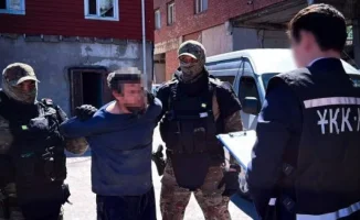 В Казахстане задержаны 14 человек за призывы к созданию нового государства, что подчеркивает растущую напряженность в обществе и вопросы о национальной идентичности.