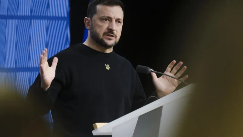 Зеленский выразил готовность к прямым переговорам с Путиным для завершения войны {city2}